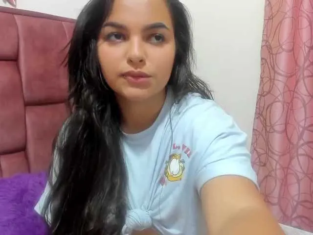 Live sex webcam photo for Cristycurv #274638909