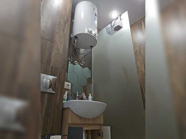 Live sex webcam photo for Croshka11 #277674311