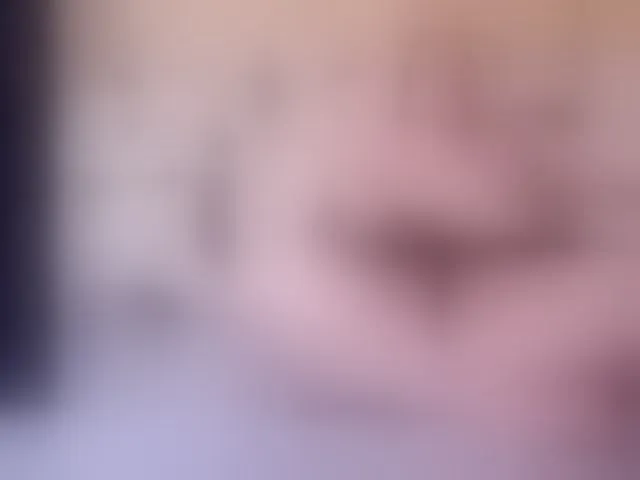 Live sex webcam photo for CrowDiamond #292407358