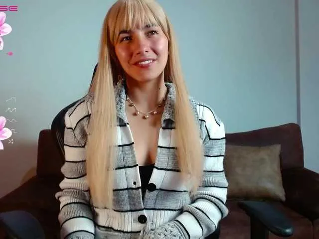 Live sex webcam photo for Crunchy-bite #275524013