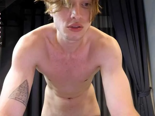 Live sex webcam photo for Cryptonb #277407647