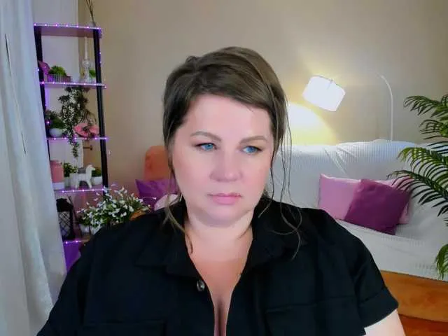 Live sex webcam photo for CrystaalStaar #291787038