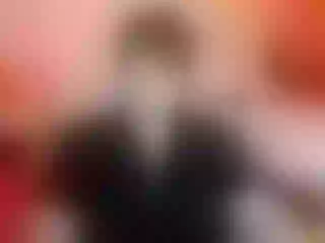 Live sex webcam photo for CrystaalStaar #292075772