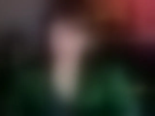 Live sex webcam photo for CrystaalStaar #292472028