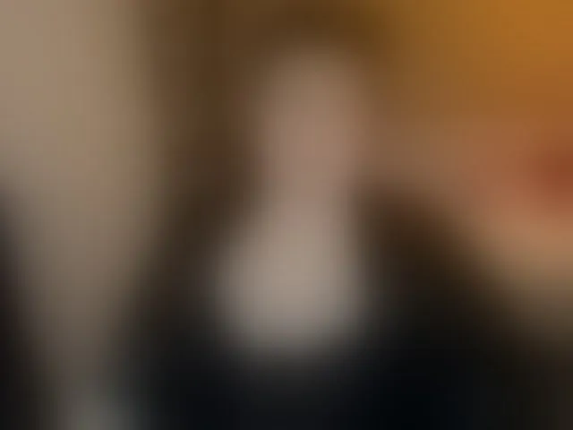 Live sex webcam photo for CrystaalStaar #292777235
