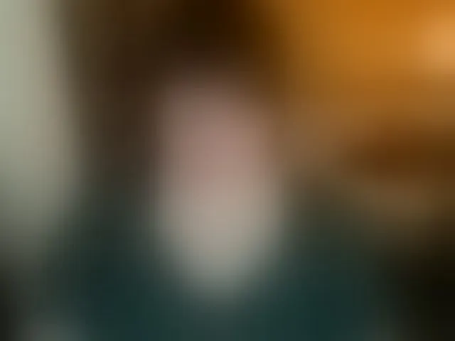 Live sex webcam photo for CrystaalStaar #293122507