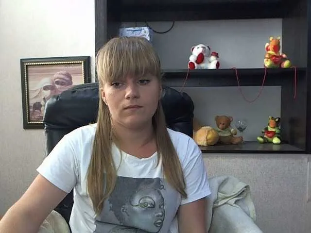 Live sex webcam photo for Crystal-Baby #274562395