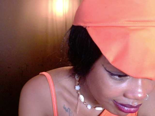 Live sex webcam photo for CrystalBrooke3x #290665007