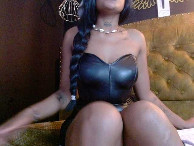 Live sex webcam photo for CrystalBrooke3x #290698989