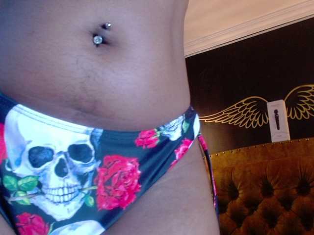 Live sex webcam photo for CrystalBrooke3x #290706132