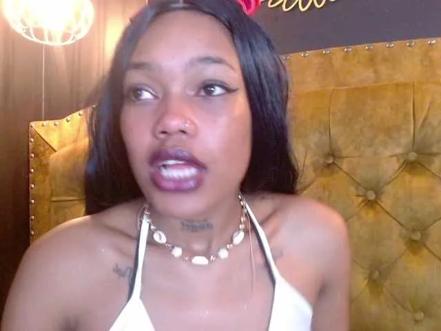 Live sex webcam photo for CrystalBrooke3x #290746838