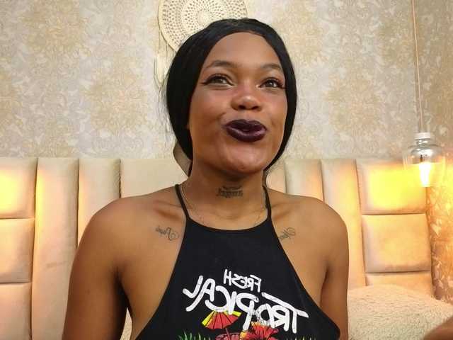 Live sex webcam photo for CrystalBrooke3x #291696974