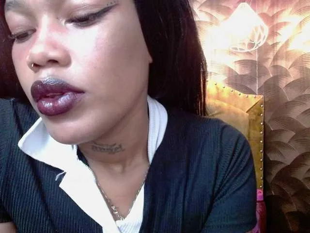 Live sex webcam photo for CrystalBrooke3x #291953269