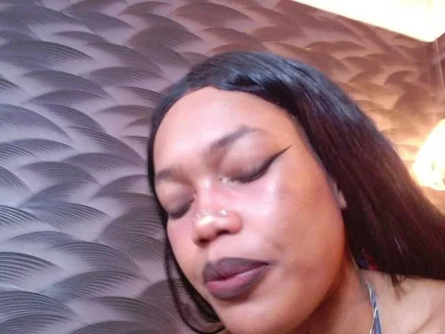 Live sex webcam photo for CrystalBrooke3x #292131950