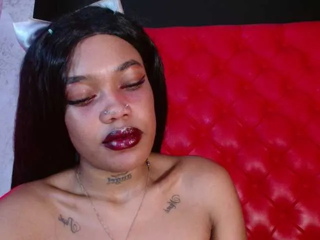 Live sex webcam photo for CrystalBrooke3x #292203366