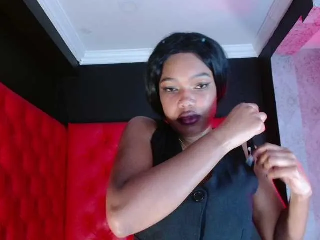 Live sex webcam photo for CrystalBrooke3x #292217177