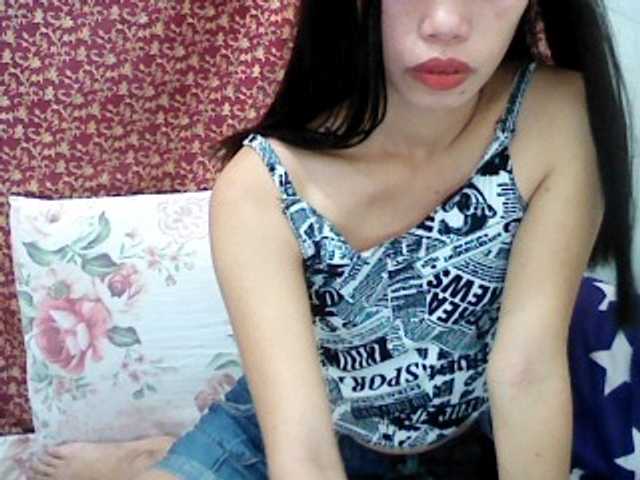 Live sex webcam photo for CrystalMyster #272815801