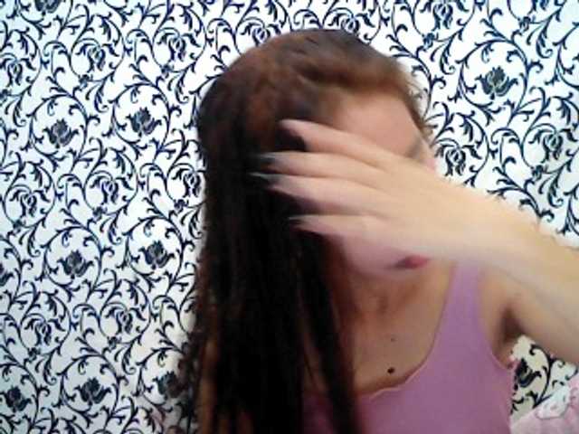 Live sex webcam photo for CrystalMyster #273520291