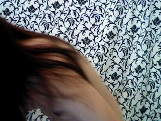 Live sex webcam photo for CrystalMyster #273673215