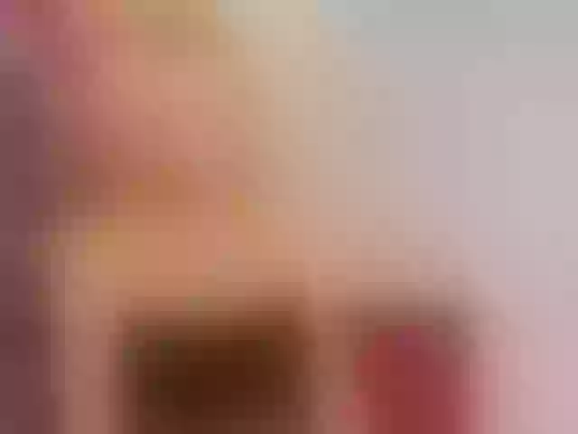 Live sex webcam photo for CrystalPretty #292109637