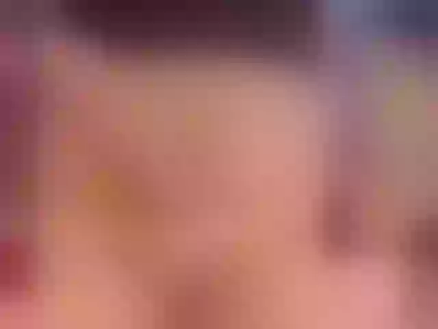 Live sex webcam photo for CrystalRambea #276042016