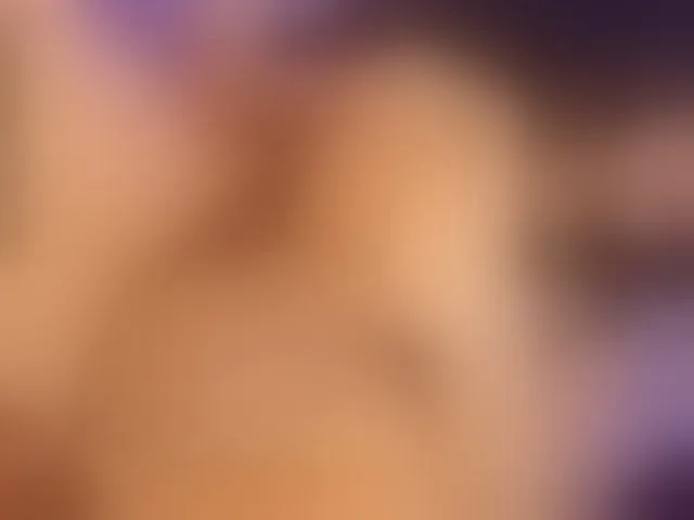 Live sex webcam photo for CrystalRambea #277688724