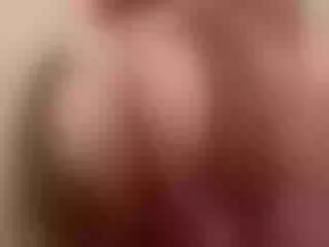 Live sex webcam photo for CrystalRed #292169066