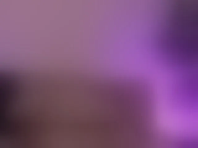 Live sex webcam photo for CrystalRed #292314473