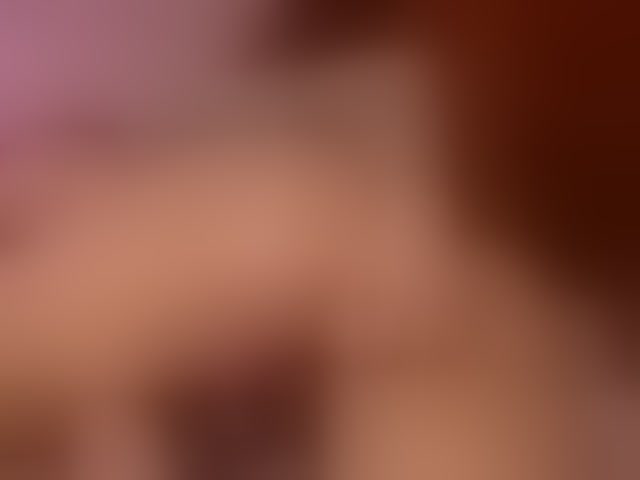 Live sex webcam photo for CrystalRed #293454601
