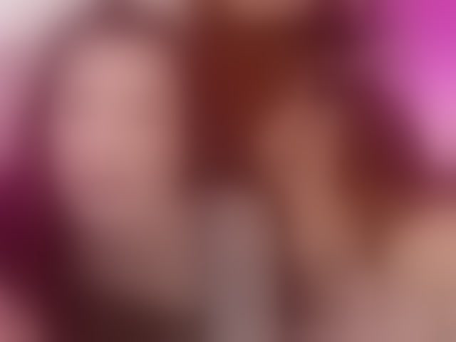 Live sex webcam photo for CrystalRed #293488166