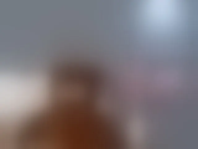 Live sex webcam photo for CrystalRed #293837017