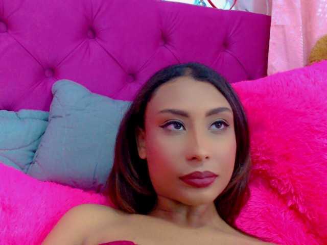 Live sex webcam photo for CrystalRoss #271822101