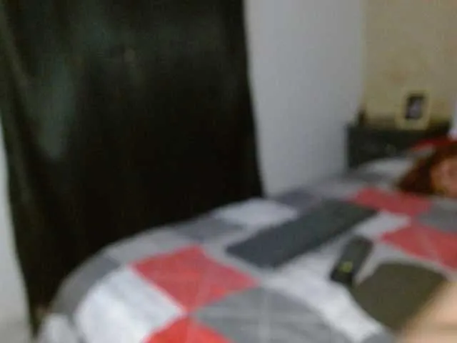 Live sex webcam photo for CrystalStarX #290802748