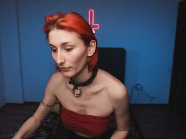 Live sex webcam photo for CrystalWitch #273357335