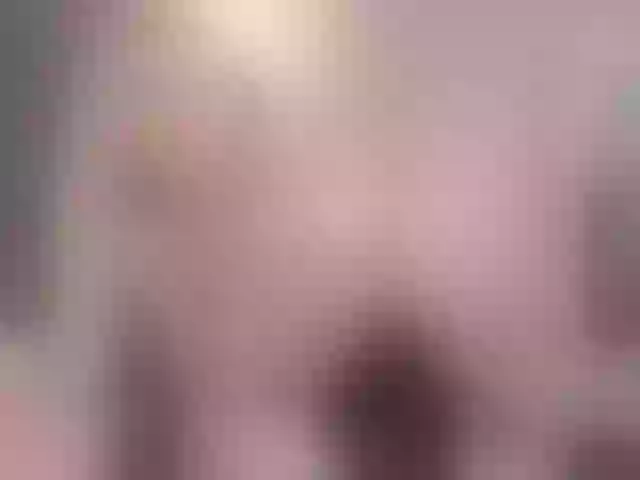 Live sex webcam photo for CrystalWoods94 #290410129
