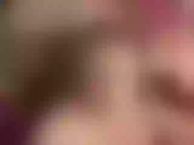 Live sex webcam photo for CrystallPaws #291916466