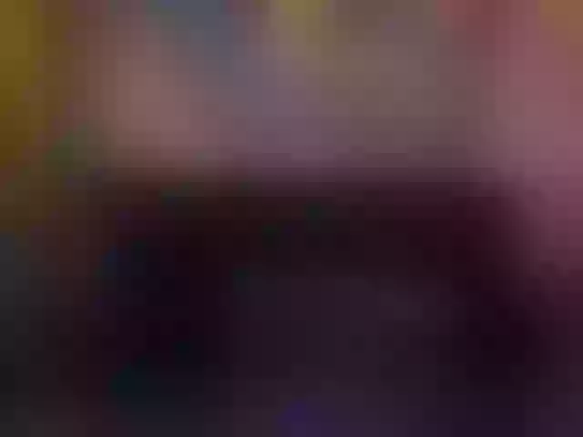 Live sex webcam photo for CrystallPaws #291970951