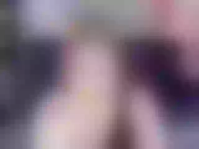 Live sex webcam photo for CrystallPaws #292030962