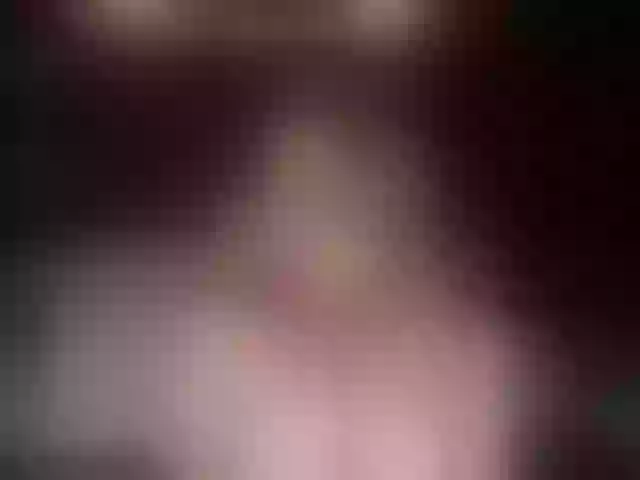 Live sex webcam photo for CrystallPaws #292275953