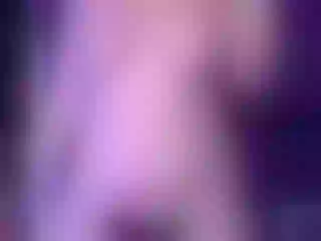 Live sex webcam photo for CrystallPaws #292283548