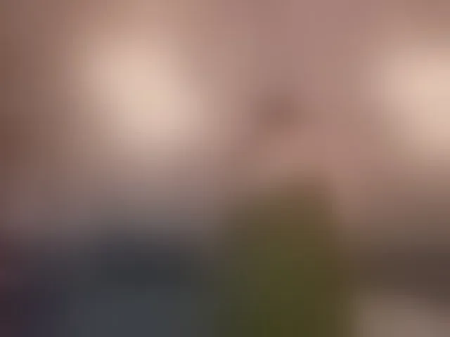 Live sex webcam photo for CrystallPaws #293116916