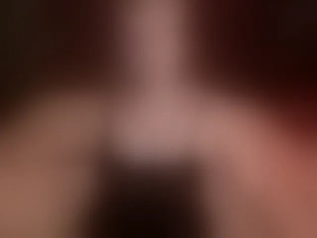 Live sex webcam photo for CrystallPaws #293668576