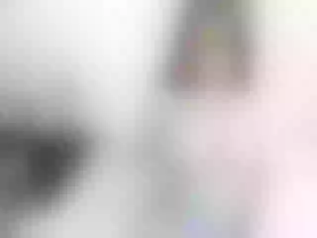 Live sex webcam photo for CrysttalMoon #291326456