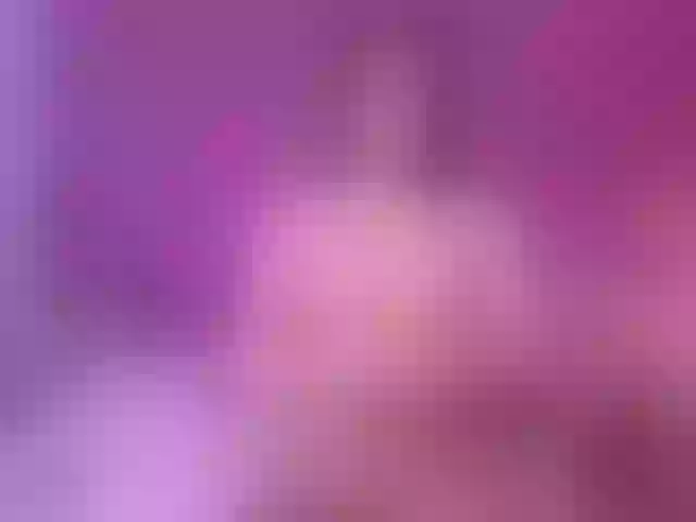 Live sex webcam photo for CrysttalMoon #291744466