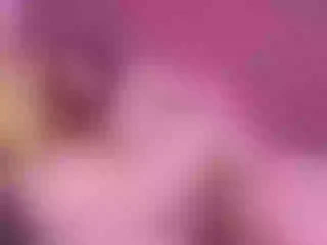 Live sex webcam photo for CrysttalMoon #291989152