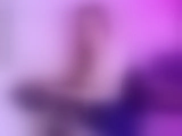 Live sex webcam photo for CrysttalMoon #293087680