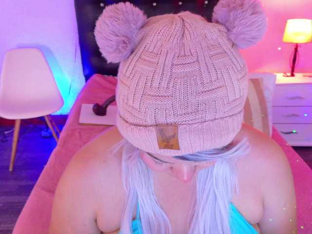 Live sex webcam photo for Cuckold-lover #290382451