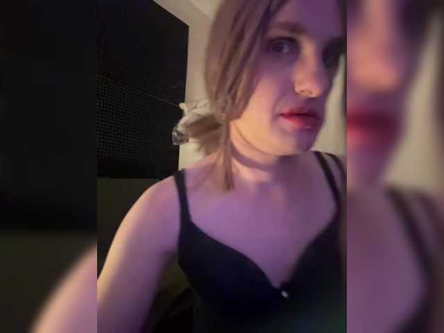 Live sex webcam photo for Cum1ra #291969868