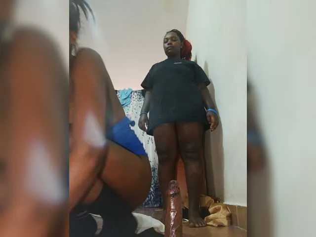 Live sex webcam photo for CumRelief #278134262