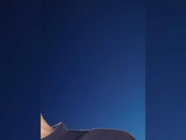 Live sex webcam photo for CumSquirtReal #275752300